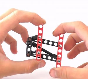 Unusual LEGO Technic Linkage Mechanisms (by Lego Technic Mastery https://bit.ly/2YLs8wj) | Beyond the Brick