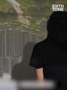 13 reactions | A woman made an installation to project the view outside her window onto her bedroom wall. Check out more Daily Tones: https://ow.ly/qeTX50PgN0p | Sixth Tone | Facebook