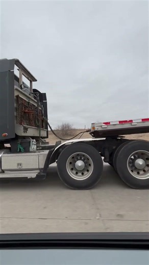 Cool Black Freightliner😎