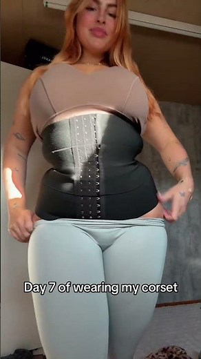 Day 7 of wearing my corset #chubby #plussize #selflove #bodypositivity