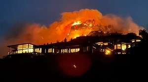 50K views · 407 reactions | Residents near the city of Vernon, B.C., are being asked to return home after a wildfire nearby triggered an evacuation in the early morning. Read more: https://www.cbc.ca/1.6097751 | CBC News | Facebook