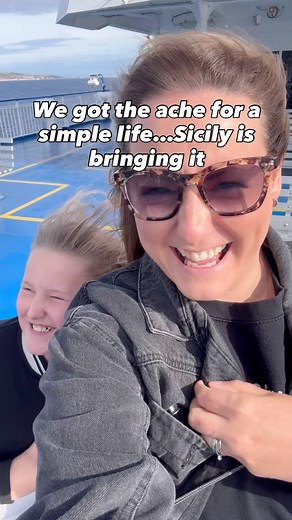 After weeks of some hardcore sightseeing, we’ve headed to Sicily for a calmer few weeks. It’s just reminding us why we left in the first place. Our brains and bodies are finally starting to catch up with leaving the chaos behind aswell. The audio on this reel is spot on and I think true for so many people, us included. Met a lady from France today who is travelling with and homeschooling her son and she only began that when she got diagnosed with breast cancer and realised the one thing she want