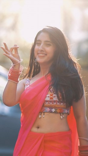 28K views · 537 reactions | Tag the girl who looks beautiful in sari… 勺 #trendingreels #gulabisari | Sameeksha Sud | Facebook