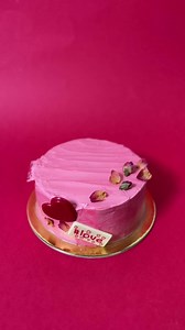 3.5K views · 18 reactions | Surprise your loved one with a message. 殺Check out our next cakes with a secret message inside!Stocked up in our outlets! #valentines #love | The Cake Box | Facebook