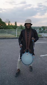 🥁 Tassa Cover by Timbales Guy 🥁 🎙️Have you heard Vandana Řamdass recent track, " Mai to Marabella Se Aaya Akela?" It's a fantastic original piece that really pays homage to traditional Chutney and where it originated from. 🎧 Well, talented musician Timbales Guy known for his many Tassa renditions of various popular Chutney tracks, has done a suoerb cover of her song on Tassa. Enjoy this snippet of that cover. Video Credits : Timbales Guy #masalaentertainment #fypシ゚viralシfypシ゚viralシalシ2025 #G