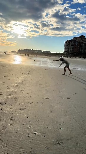 I was soooo dizzy after this 😵‍💫😵‍💫 #Beach #Sand #Sunset #Gymnastics #Cartwheel #Challenge #Views #Nature #Scenery #Vi | Grace Connal