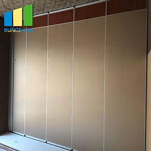 [Hot Item] ผนังกั้นไม้แบบพับได้ของมาเลเซีย