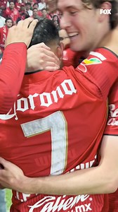 691K views · 17K reactions | Juan Pablo Domínguez no podía superar que falló su penal aunque #Toluca salió campeón. ¡Levanta la cara, campeón! ¡Eres grande! #LigaMX #TolucaFC | Somos FOX | Facebook