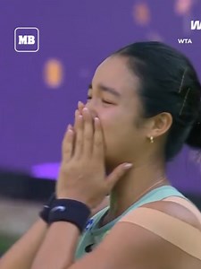 ALEX EALA DOES IT AGAIN. 🔥 WATCH: Alex Eala continues her giant-slaying ways after defeating world No. 8 Elina Svitolina of Ukraine, 6-3, 6-4, to barge into the semifinal round of the 2026 Berlin Open in Germany early Saturday, June 20 (Philippine time). #ManilaBulletin #MBNews #SportsPH #Tennis #WTA #AlexEala