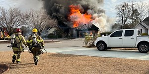 2 displaced after multiple crews battle Surfside Beach house fire
