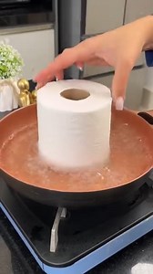 489K views · 6K reactions | É só colocar papel higiênico na água quente – o resultado vai te deixar de queixo caído! | SuperDicas | Facebook