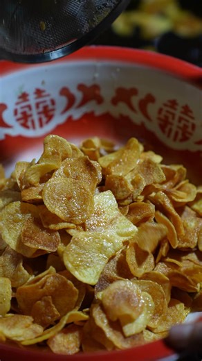 Homemade potato chips | Village Life Vlog