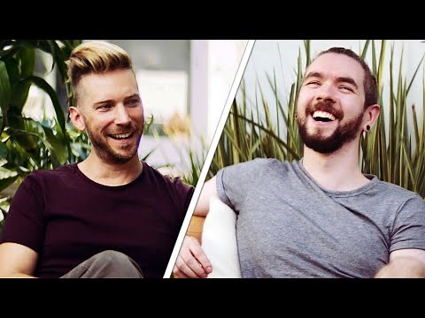 The CREEPY Hotel Picture Incident with Troy Baker