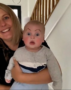 271K views · 6.5K reactions | I didn't think adding brows to a baby could be so funny 藍 | STUDENTbible | Facebook