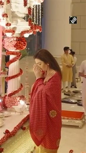 Mumbai: Rama Navami ‘puja’ by Nita Ambani at NMACC launch #nitaambani #ramnavami #latestnews | Asian News International (ANI)