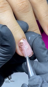 970K views · 3.4K reactions | Diseño con esmalte semipermanente, painting gel y flakes ✨朗 #uñasperfectascali#esmaltesemipermanentecali #nailartcali#manicuristacali #UñasInnovadoras#manicurecali #nailscali #uñasacrilicascali#uñasdecoradascali #UñasCali #videos#videoviral #videosvirales #viralpage#reelsviral #reels | Nail Spa Stephanie Ariza | Facebook