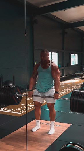 Leonidas Arkona on Instagram: "320kg x 7"