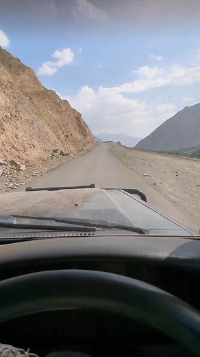 #lowerChitral #mountainview #landcruiser #MalakandDivision #Chitral | Zain Kashif