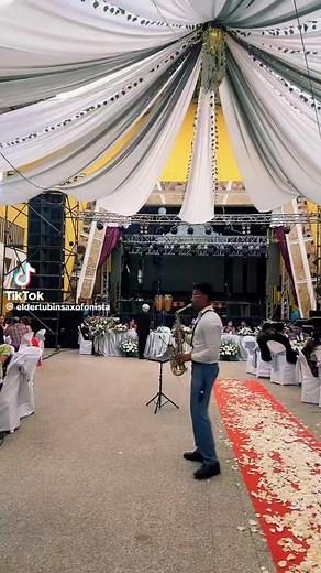 1.3K reactions · 83 shares | FIDEL FUNES por siempre !!  Una Casa en el Aire  Elder Tubin Saxofonista #LaLeyendaContinua | Dina Guzmán | Facebook