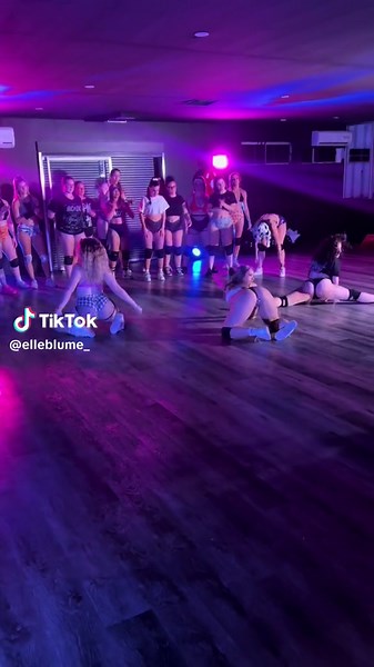 Dance class by @Debii