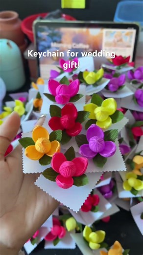 Wedding gift ideas 😍 keychain #icraftpaper #keychains