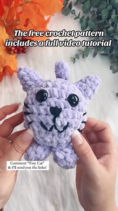 Comment TINY CAT and I’ll send you the link to this new free pattern to make this adorable Quick Cat Squish Plushie made with Bella Chenille @universalyarn 🧶 The pattern includes a full video tutorial. Since Universal Yarn who sponsored this video and the YouTube video, sent me additional yarn I included an unboxing in the video tutorial as well! Their yarn is amazing! So soft, elegant and sturdy! Worth trying out! 🧶 The free-to-view pattern is on our website. And you’ll also able to get the p