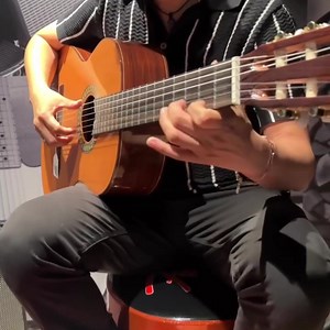 ¡Últimas horas! 🎸 Disfruta desde un 70% de descuento en los cursos PREMIUM del Maestro Internacional Riber Oré 🟣 Fundamentas & Técnicas 🟣 Guitarra Andina 🟣 Guitarra Criolla ✅ Cientos de clases de alta calidad ✅ Un único pago y acceso de por vida ✅ Actualizaciones continuas y comunidad exclusiva ✅ Afinador Andino, exclusivo de Riber Oré 👉 Inscríbete ahora en riberore.com/cursos | Riber Oré