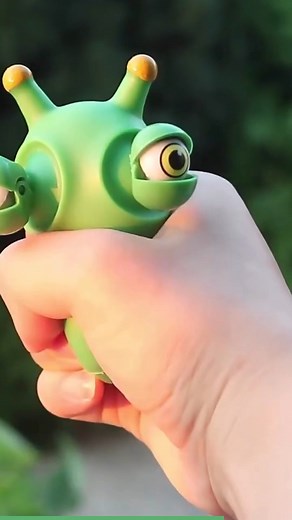 Popping Eyes Sensory Toys Squeeze these animal toys and eyes pop out in squishy fashion. Ideal for kids ages 3 and up, these squeezable smiley sprinkles are just what you need to bring a smile to anyone's face. Shop Now:https://bit.ly/3ZqWqlt ----------------------------------------------------- 📞Call Us: 0304-111-6869 💬Whatsapp:https://wa.link/oveiiw . . . . . . . . . . . . . #toyzonepk #toyshop #onlineshopping #cashondelivery #pakistan #toys #toycollection #toys4sale #toyworld #toy #toyscoll