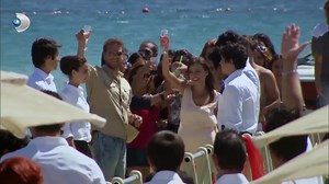 1.4K views · 130 reactions | Kerim Eve Zil Zurna Geldi - Fatmagül'ün Suçu Ne? | Fatmagül'ün Suçu Ne? | Facebook