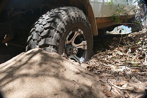 Reversing out of ditches is difficult because the weight of the vehicle is mostly on the front wheels as this single BOG OUT recovery demonstrates. | BOG OUT Vehicle Recovery System