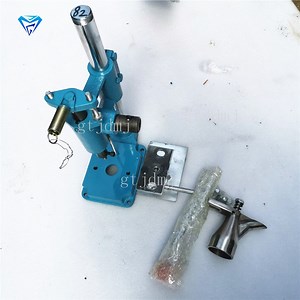[Hot Item] Manual Mini Homemade Pill Press Handheld