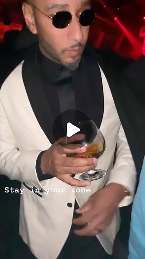 Swizz Beatz on Instagram: "Stay in your zone it’s SAT⚡️⚡️⚡️⚡️⚡️爐爐爐爐 Positive vibrations only Zaaaaaaaaaaaaa!!! "