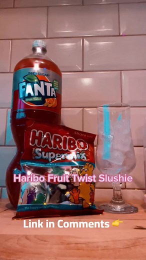 1.8K views · 33 reactions | This #fruitybullet just made my smoothie in under 30 seconds! .... #smoothie #oreo #milkshake | Fruity Bullet Shop | Facebook