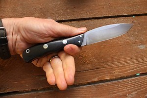 Video: Is this the best bushcraft/survival belt knife? We review the Bark River Canadian