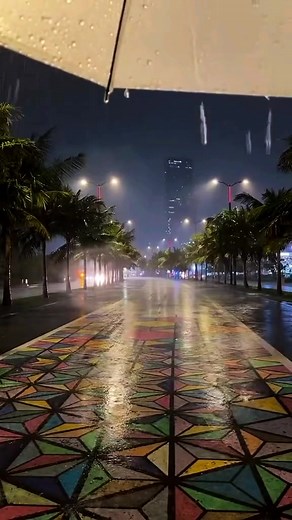 72K views · 1.7K reactions | What a beautiful rainy night in #Jeddah ️ | The Jeddah Diaries | Facebook