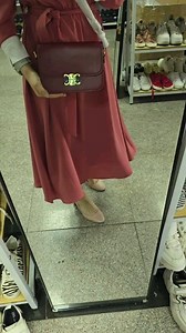 71 reactions · 5 comments | Манайд брэндийн цэвэр арьсан цүнхнүүд...