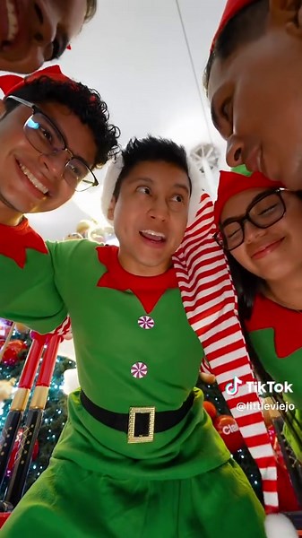 Duende Navideño en Plaza Mundo: Un Día Mágico