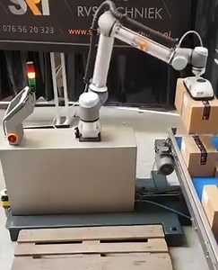 The Universal Robots UR10e is an extremely versatile collaborative...