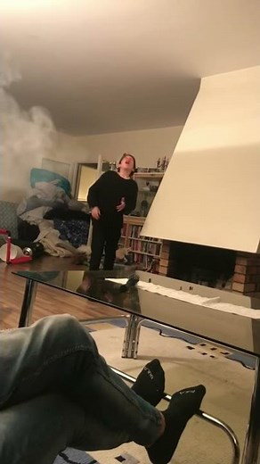 Cumshot in mouth