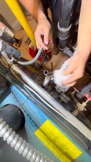 Pressure troll ( safety on a steam heating system) ..Don’t wait, get your heating system serviced now! #annetheplumberllc #plumbing #bluecollar #rhodeislandplumbers #plumber #skilledtrades #rhodeisland #dirtyhandscleanmoney #bluecollarlife #plumbers #rismallbusiness #womanownedbusiness🙆‍♀️ #bluecollarproud #funnyreels #boiler | Anne the Plumber