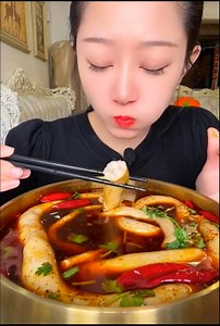 Pig Brain Eating For Dinner | Bread ciza