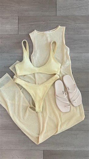 The perfect summer sandal☀️ #summershoe #summersandal #summerstylingtips | Crocs