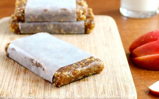 Apple Pie Larabars Recipe - The Best Healthy Homemade Snack