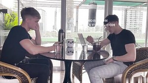 Kitoshelby00 and Nova Ashwood jerk off together at the table