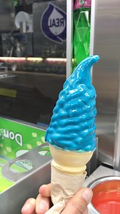 121K views · 329 reactions | Blue Raspberry Dipped Ice Cream Cone 襤 #blueraspberry #icecream #helado #vanilla | Foody Fetish | Facebook