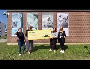 What a pleasure it was to stop by the Georgetown Hospital Foundation, Halton Hills, ON🧑‍⚕️🏥 and present them with a $710 cheque for their Give and Grow Fundraising efforts! 💚💛 They are committed to ensuring that the hospital is equipped to offer top-quality, compassionate healthcare for everyone today and in the future. 🫶 Thank you to everyone for your support! #BigYellowBag #GiveAndGrow #Fundraising #HaltonHills #Ontario | BigYellowBag