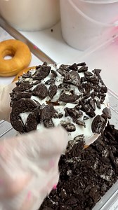 1.4M views · 5.3K reactions | XL Oreo Frosted Donuts 襤 | Foody Fetish | Facebook