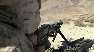 MONTEZ LE SON et prenez absolument quelques secondes pour regarder cette campagne signée HEREZIE pour la David Lynch Foundation. #SoundsofTrauma | Culture Pub