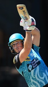 With this huge hit, Grace Harris now has the record for the most sixes EVER in a WBBL innings | Weber WBBL