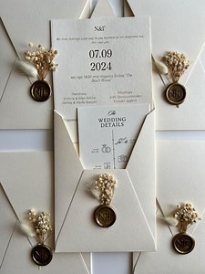 Flower Wedding Invitation Set: Handmade Paper Card, Floral Wedding Invites, RSVP QR Code - Etsy